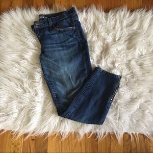 Fossil Jeans with Zipper Detail Size 29